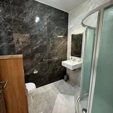 Moonlight Penthouse In Gzira