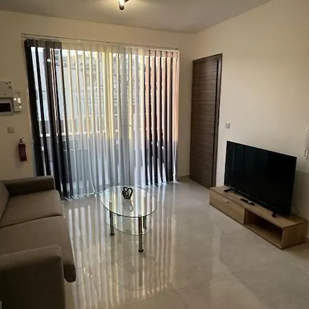 Moonlight Penthouse In Apartamento Gzira